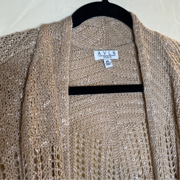 AVLN Studio Stitch Fix Pointelle Cardigan NWOT - Picture 2 of 6